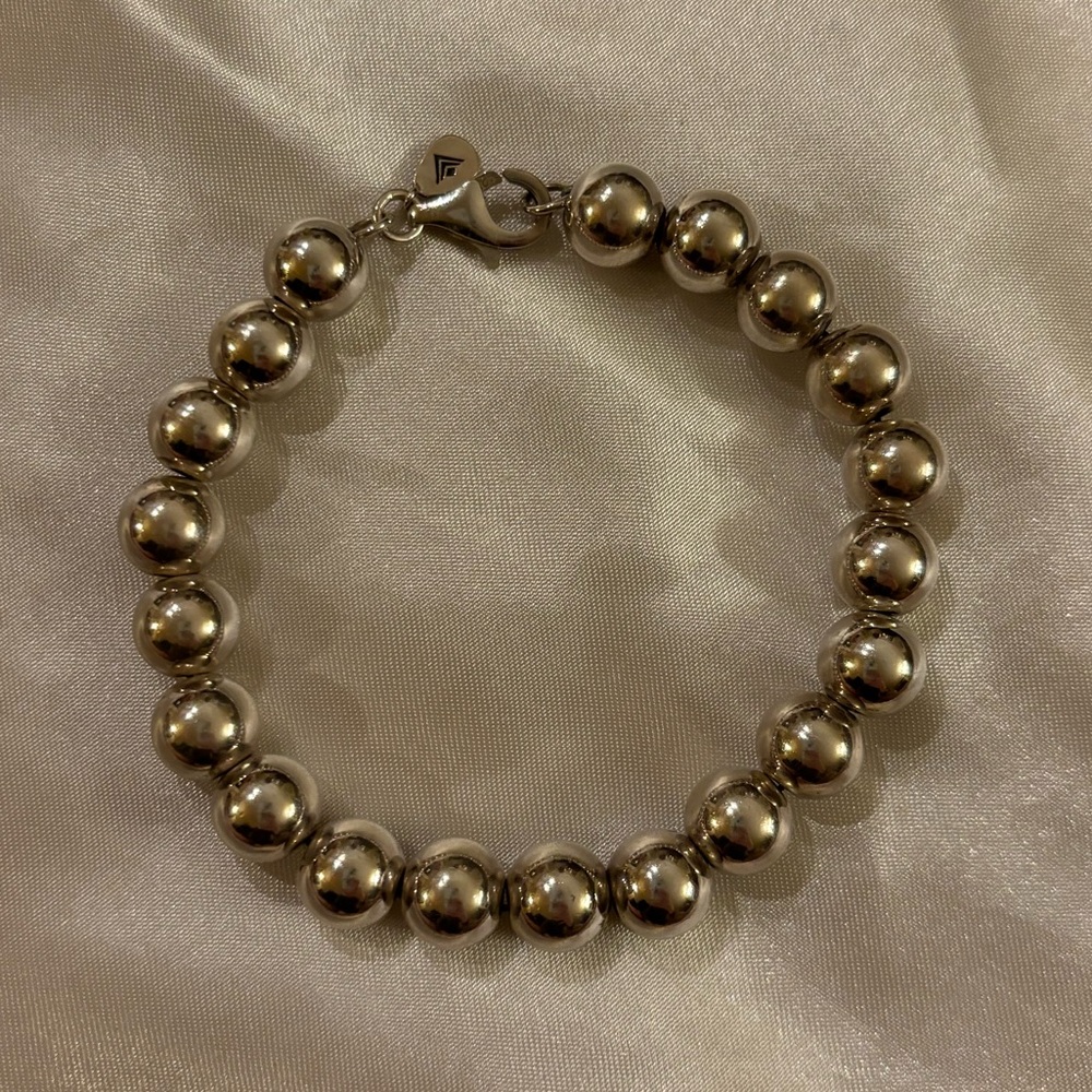 Silpada Designs Sterling Silver Ball Bracelet